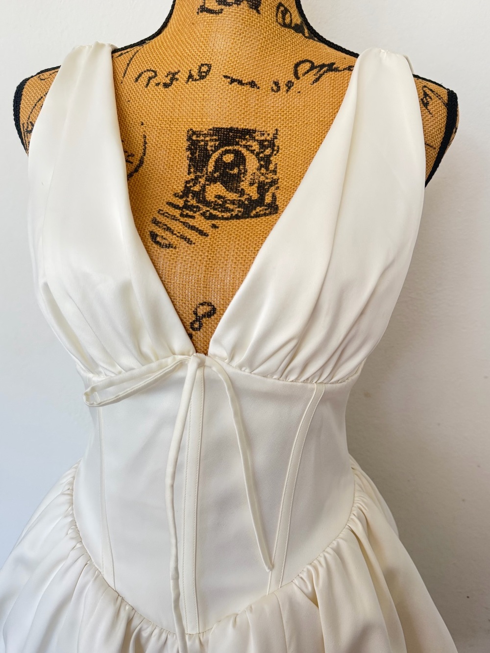 House of CB Emmeliette Ivory Satin Mini Dress M Regular A-C Bridal Like new - Picture 5 of 9